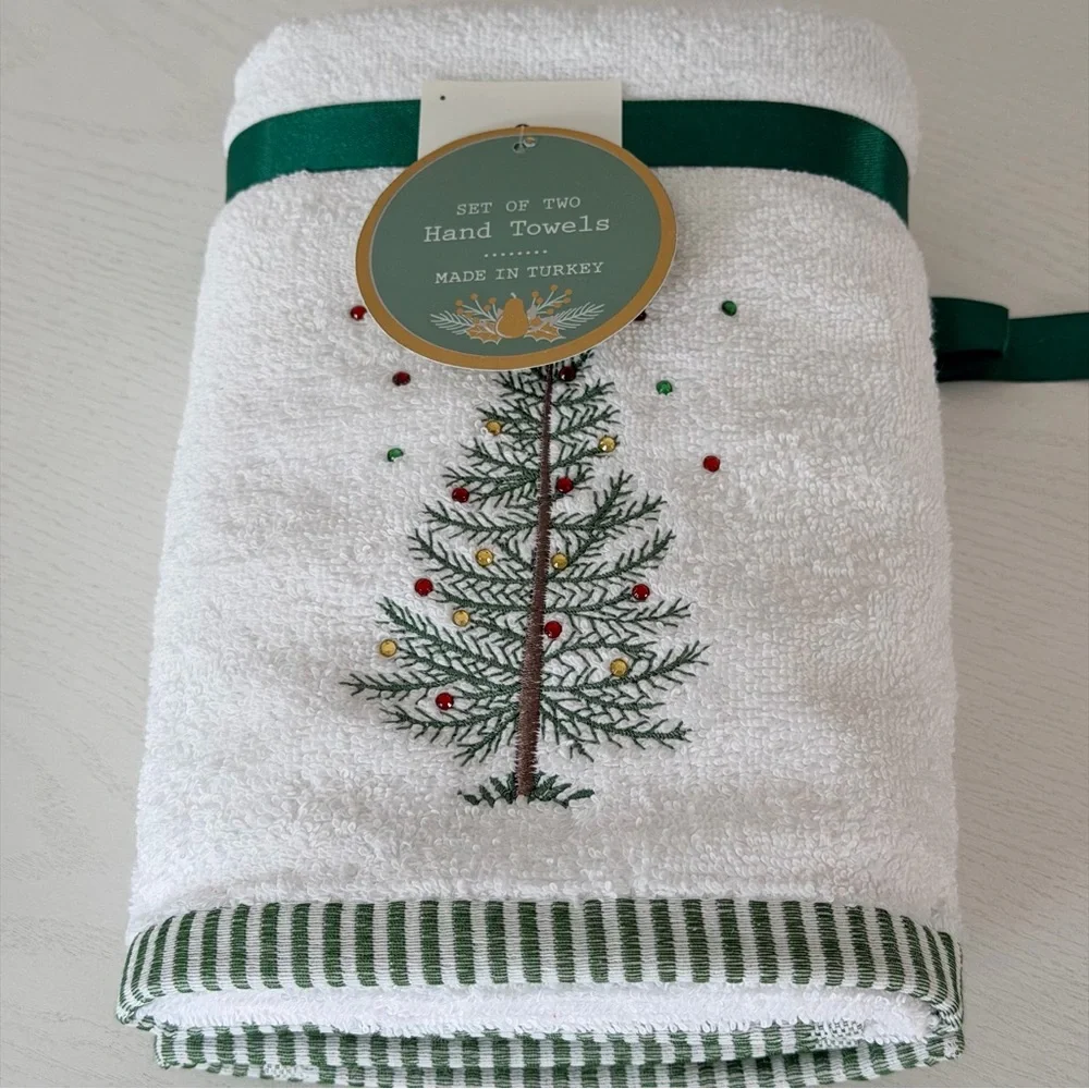 tinsel & fir nwt set